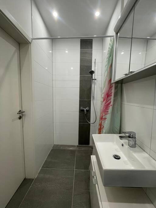Exklusive Flughafen-Messe Apartment Naehe Duesseldorf Duisburg Ngoại thất bức ảnh